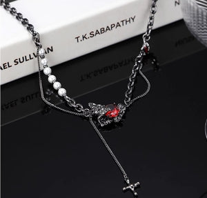 Black texture butterfly necklace light luxury niche clavicle chain