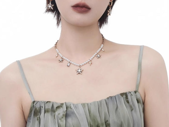 Five-pointed star pearl necklace retro clavicle chain