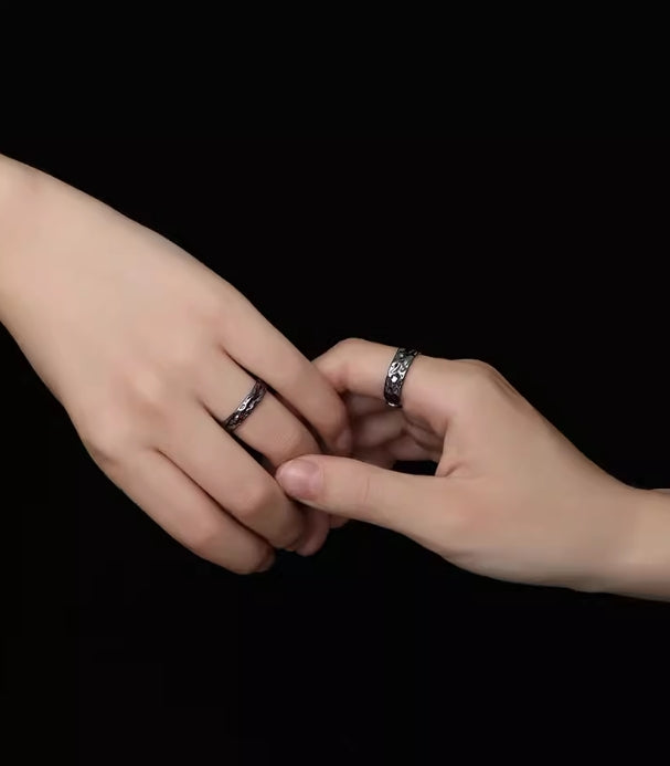 Exquisite personality dark style couple ring gift