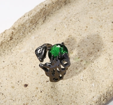 Emerald Metal Openwork Ring