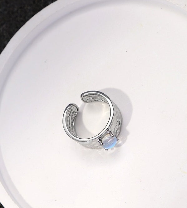 Moonstone wrinkle ring