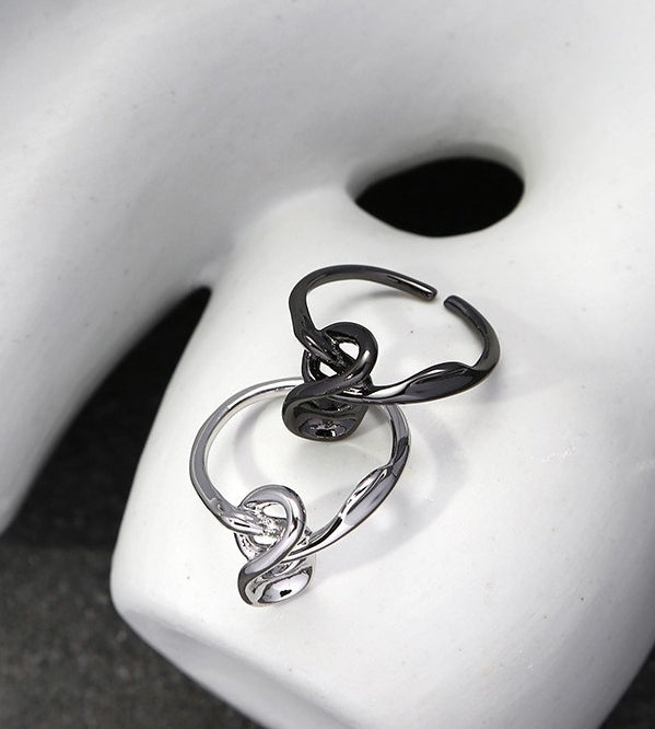 Knotted open ring