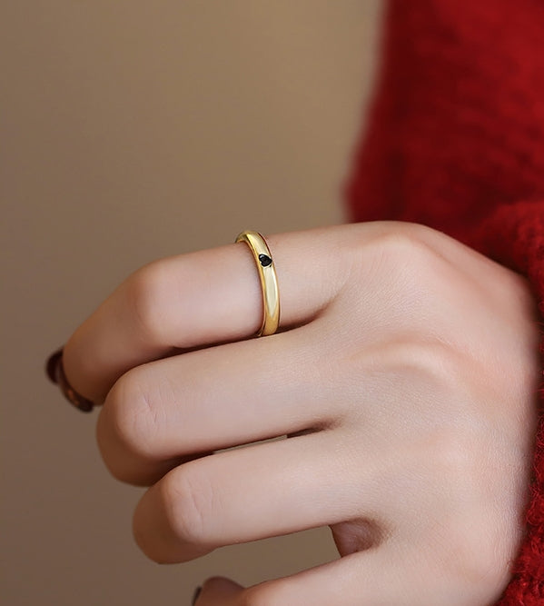 Gold Heart Single Loop Ring