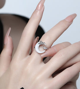 Chinese style retro moon ring