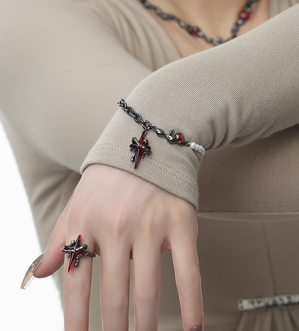 Black four-pointed star bracelet