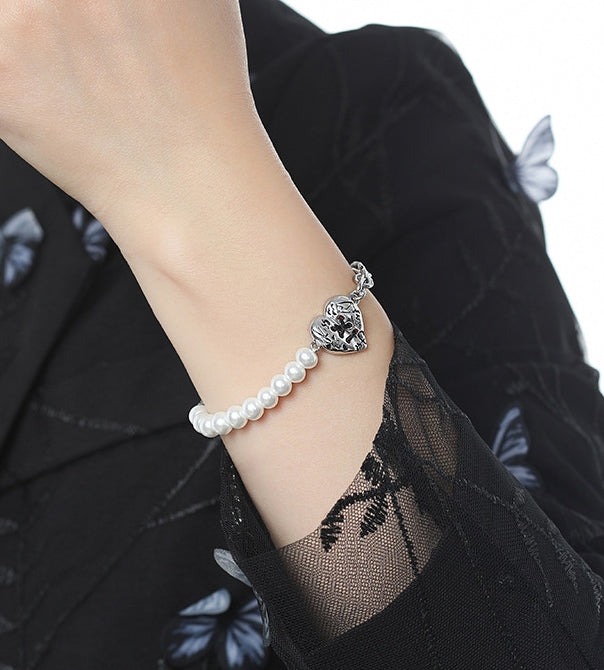 Heart Button Pearl Bracelet