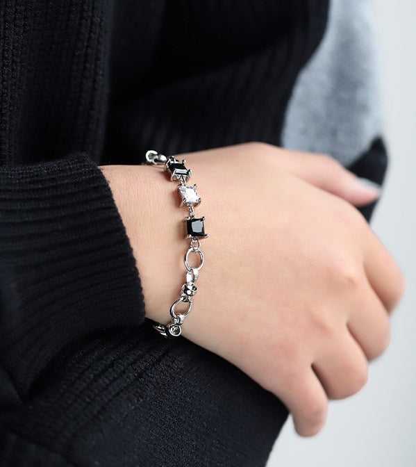 Exquisite simple hip-hop retro square diamond bracelet