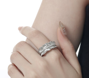 Brushed texture irregular diamond ring