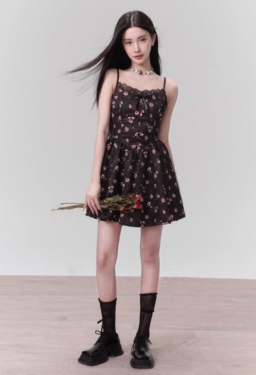 Exquisite floral romantic temperament sling dress