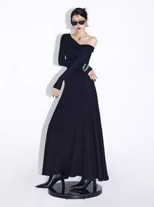 Off-shoulder fingerless slim fit dress