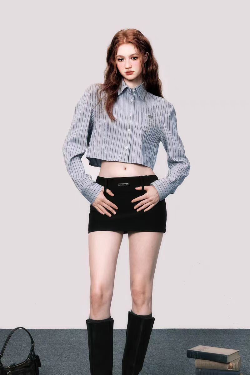 Black ultra-short hip-hugging suit skirt high-end retro hot girl slim A-line skirt