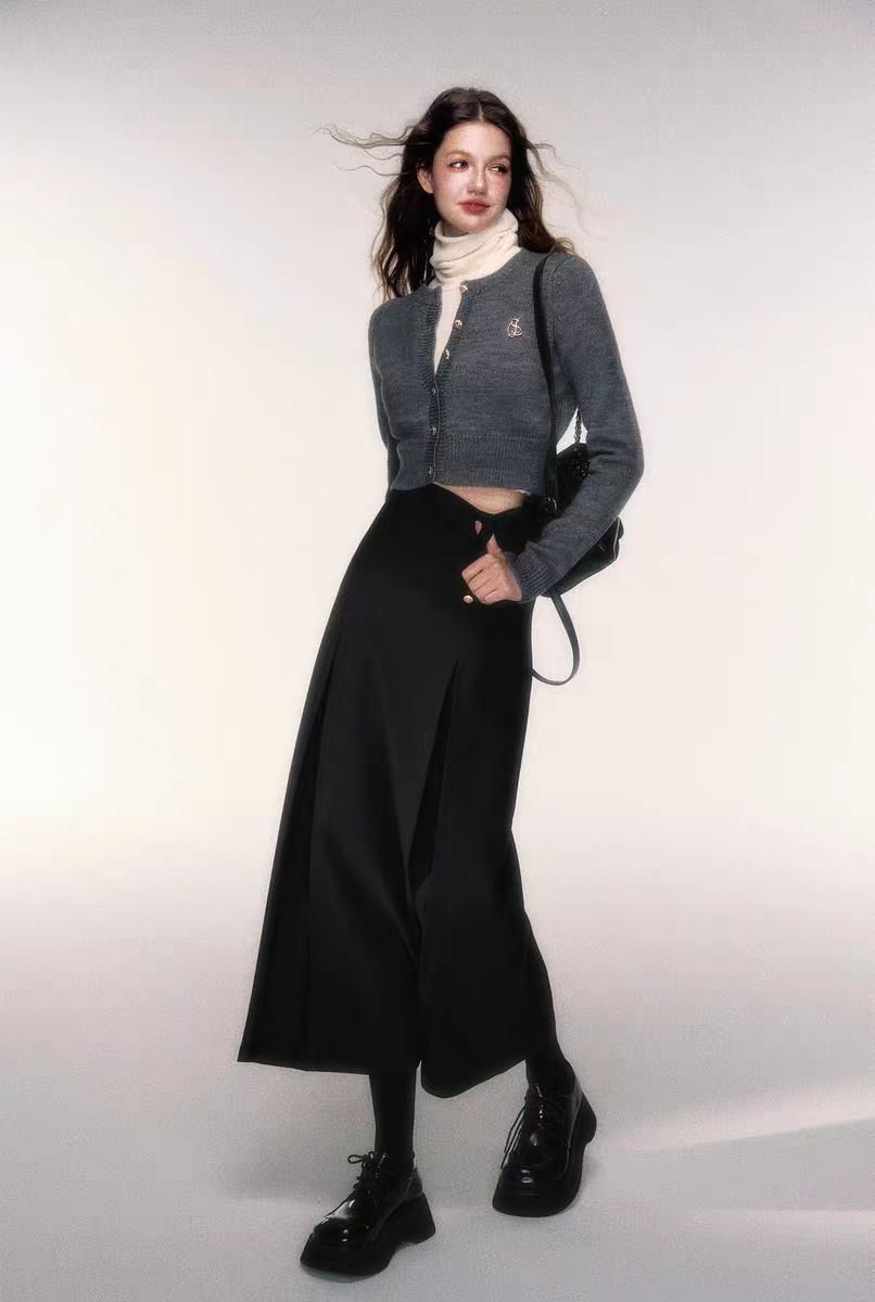 Black and dark gray long skirt pleated long suit skirt