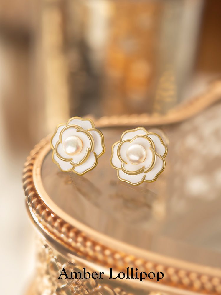 Camellia Pearl Earrings