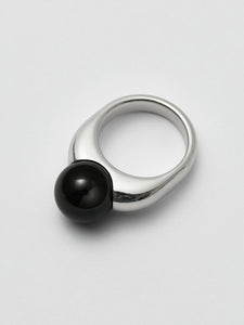 Simple exquisite three-dimensional black agate ring