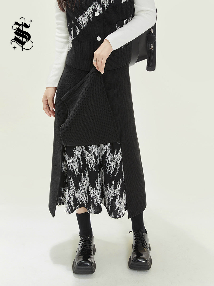 "Poetry Scatter" Black Woolen High-Waist Half Skirt