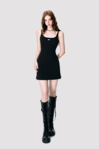 Short cool and fragile black knitted suspender skirt A-line dress