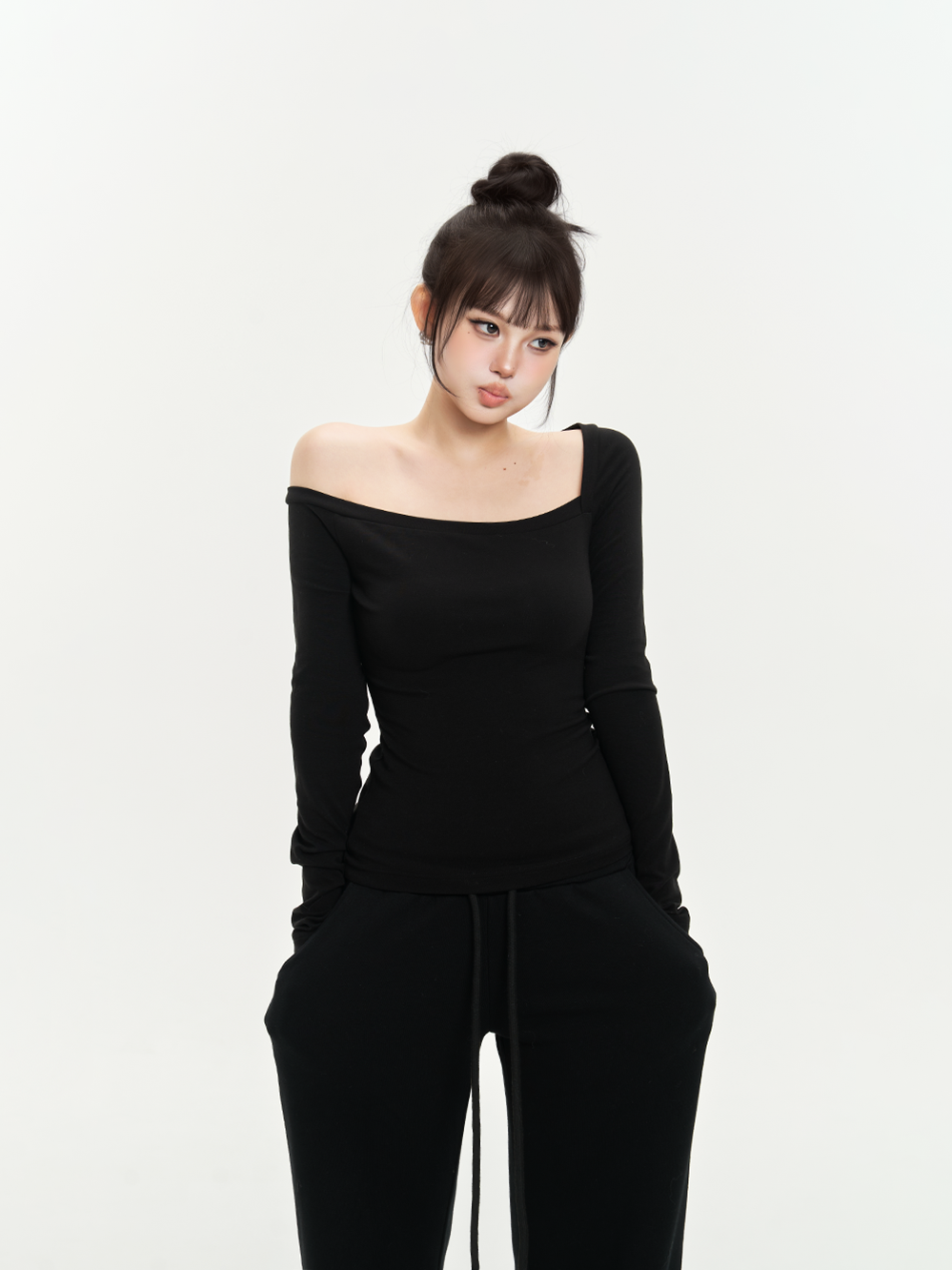 Asymmetrical Shoulder Skin-friendly Stretch Base Layer Top