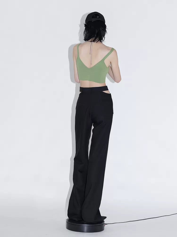 Straight-leg suit trousers with exposed waist on both sides