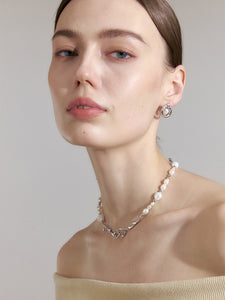 Baroque pearl earrings