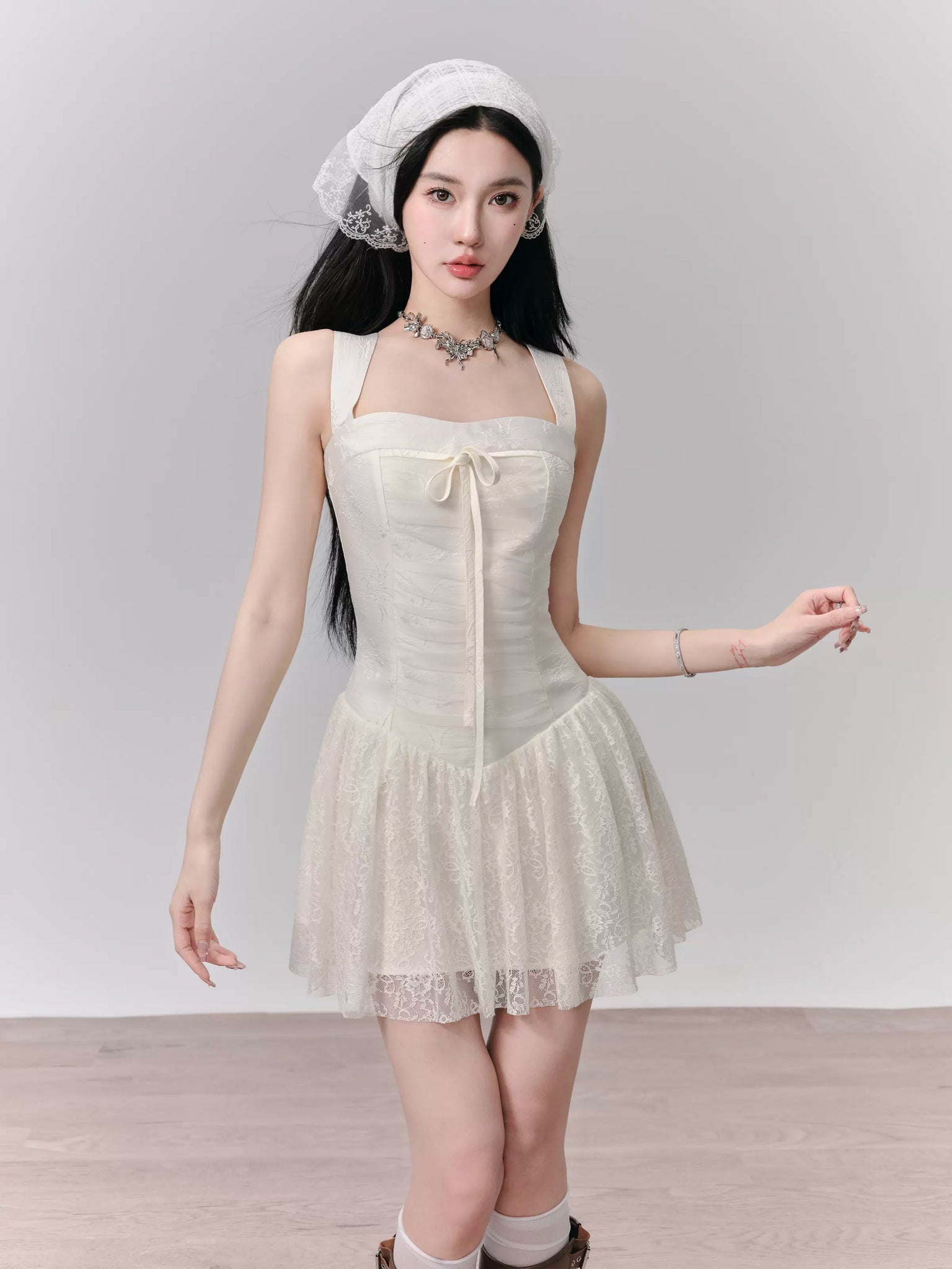 Lace patchwork wide shoulder dating suspender dress