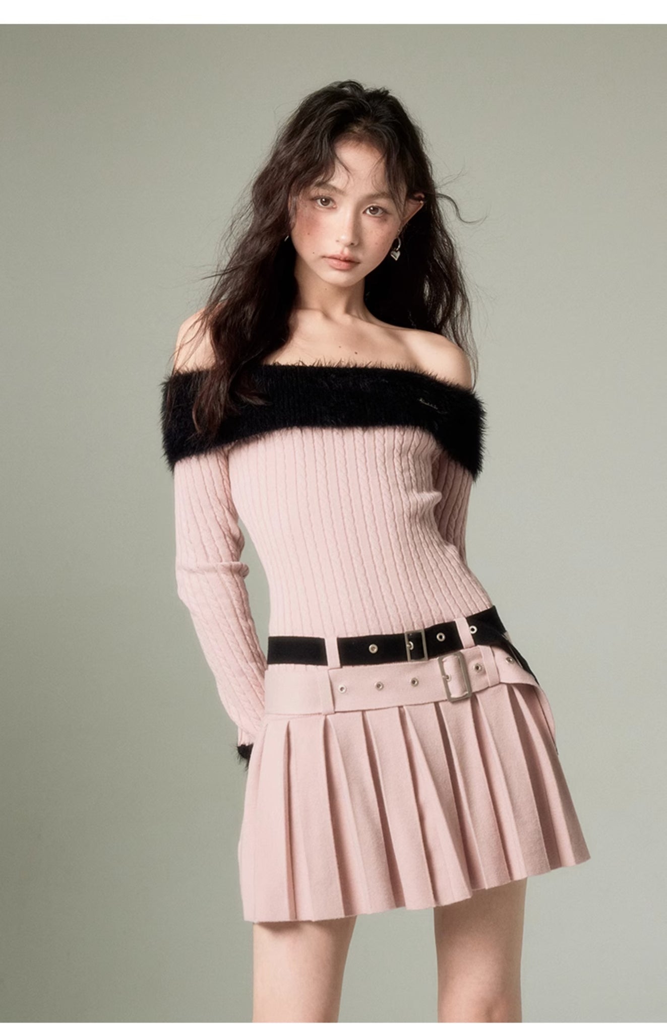 Off-shoulder lapel sweater with double belt skirt