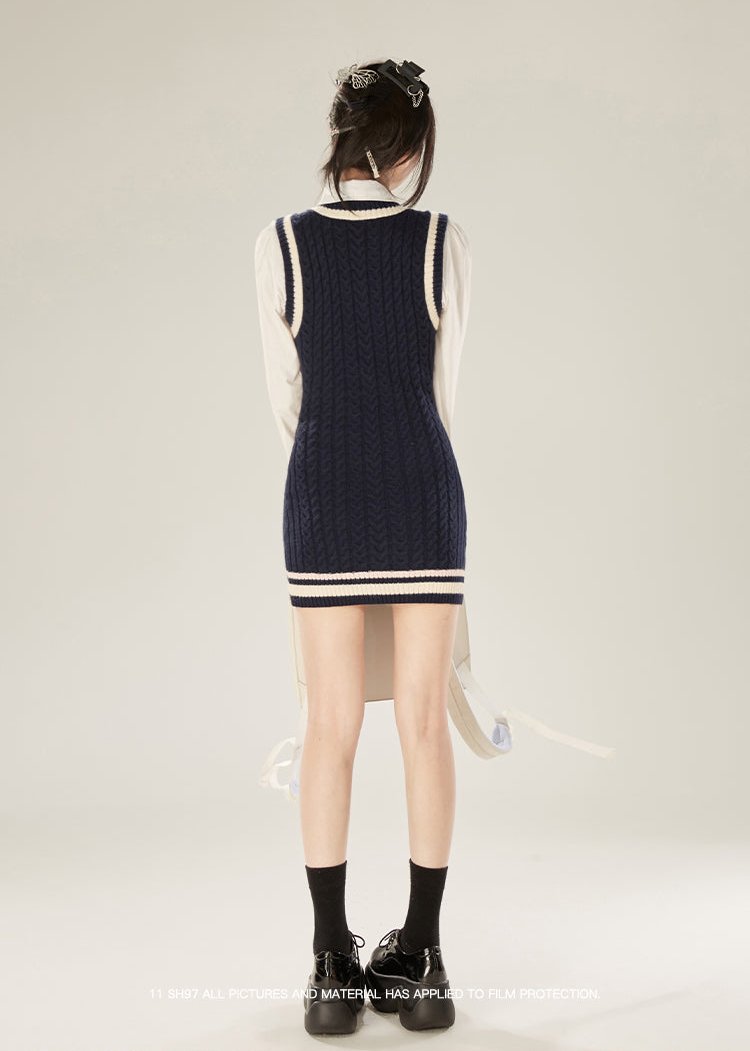 Knitted V-neck Slimming Sleeveless Dress