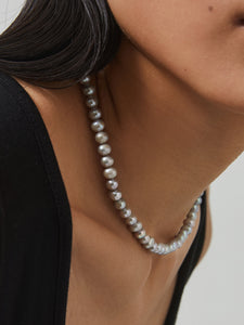 Baroque pearl necklace