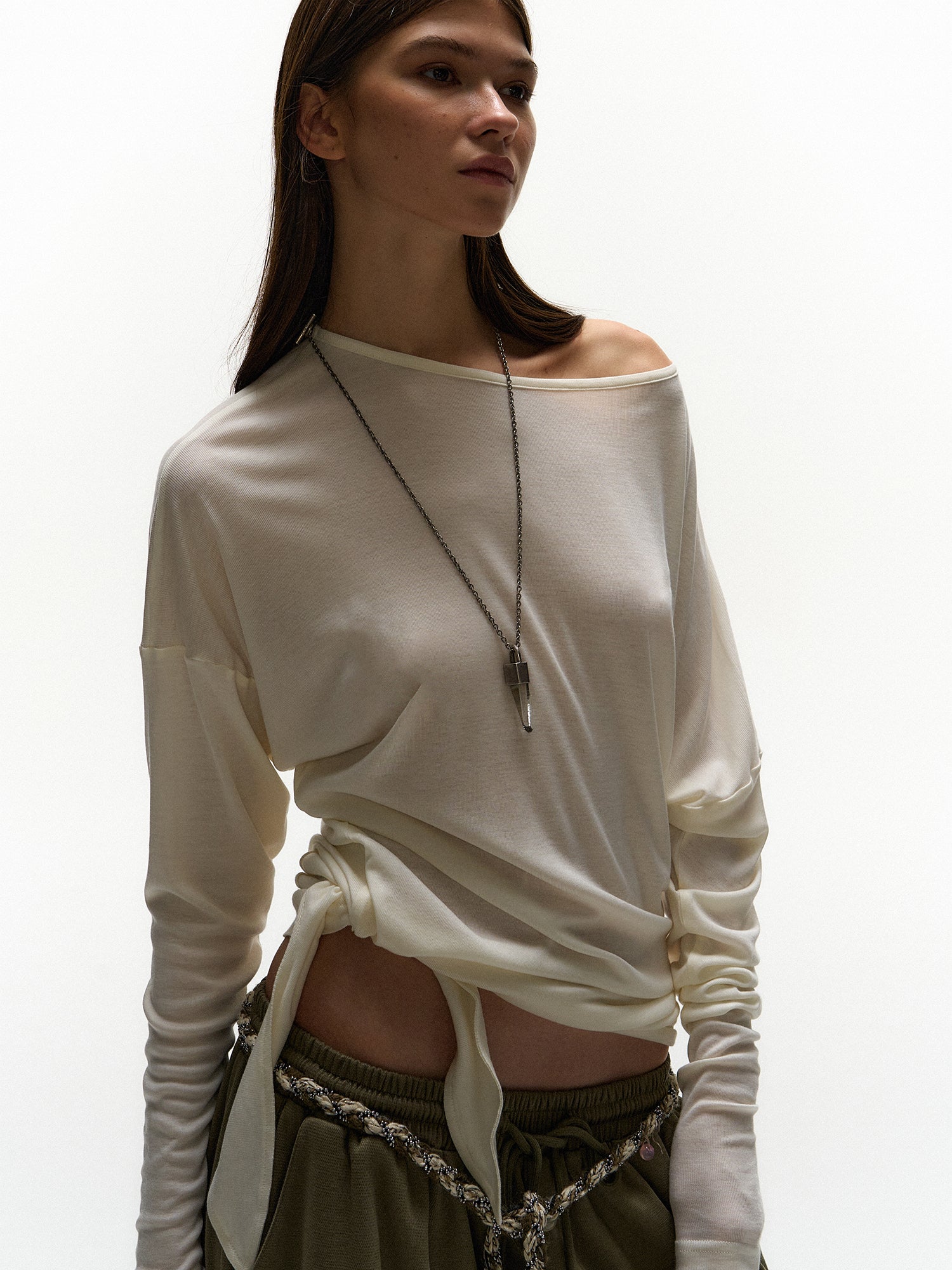 Asymmetrical Diamond Cut-Out Backless Long-Sleeve T-Shirt