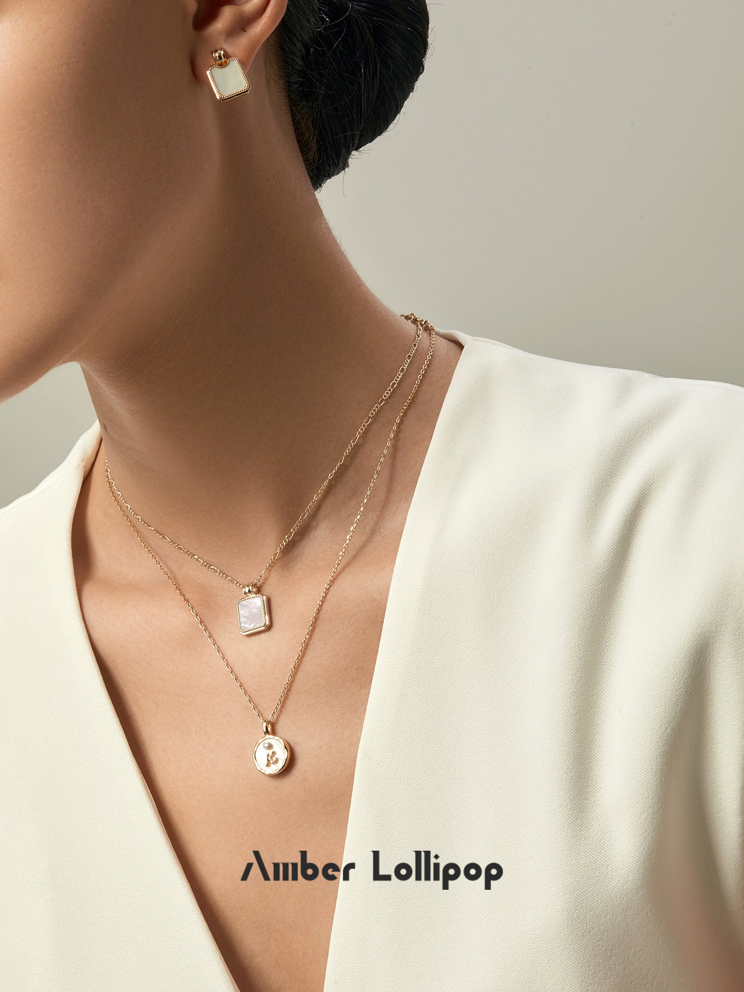 Natural White Mother-of-pearl Necklace