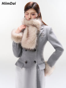 Hourglass waist with double breasted woolen coat