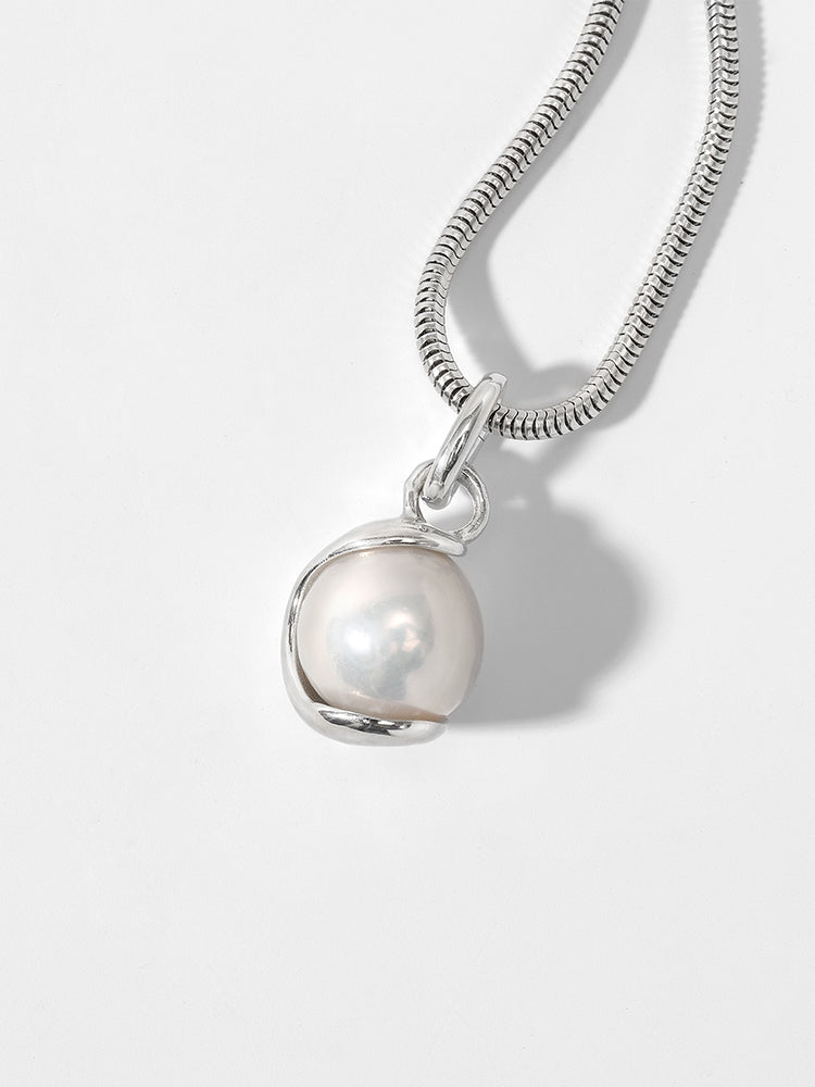 Edison Pearl Necklace