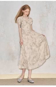 Gentle playful girly puff sleeve dress V-neck wrinkled tea break French dress