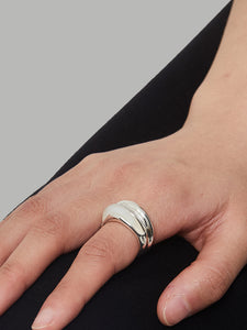 White butterfly shell silver ring