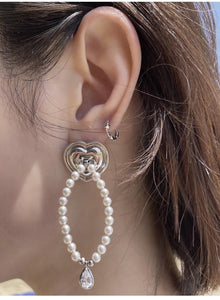 mini heart pearl earrings