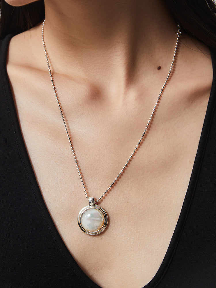 Flowing White Mother-of-Pearl Full Moon Pendant Necklace