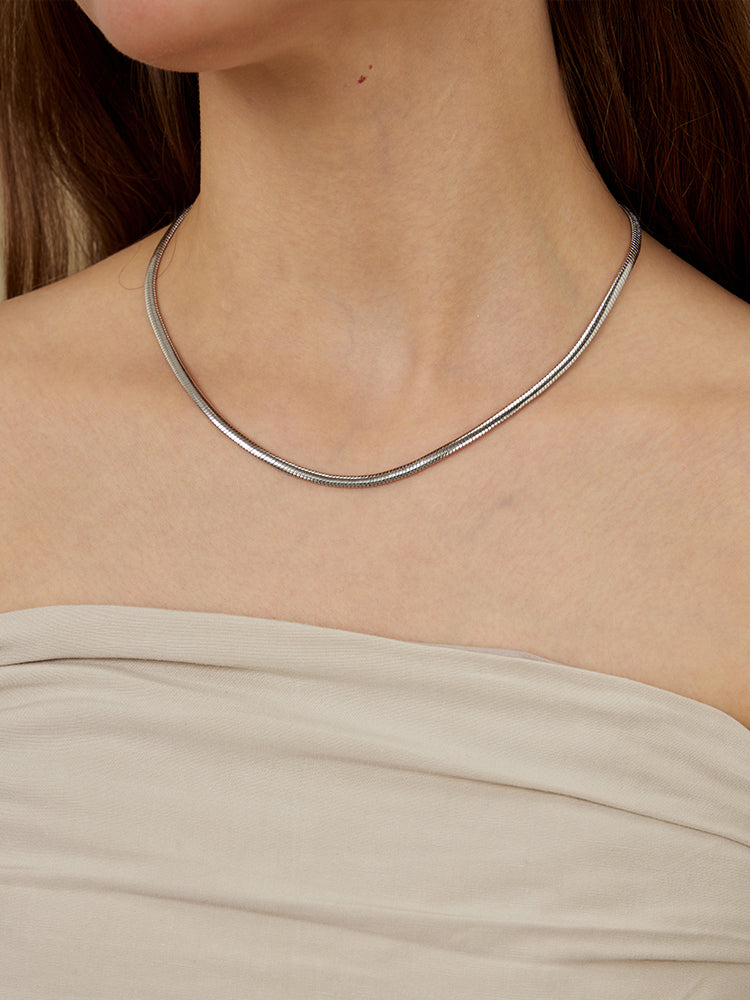 Thin snake bone necklace