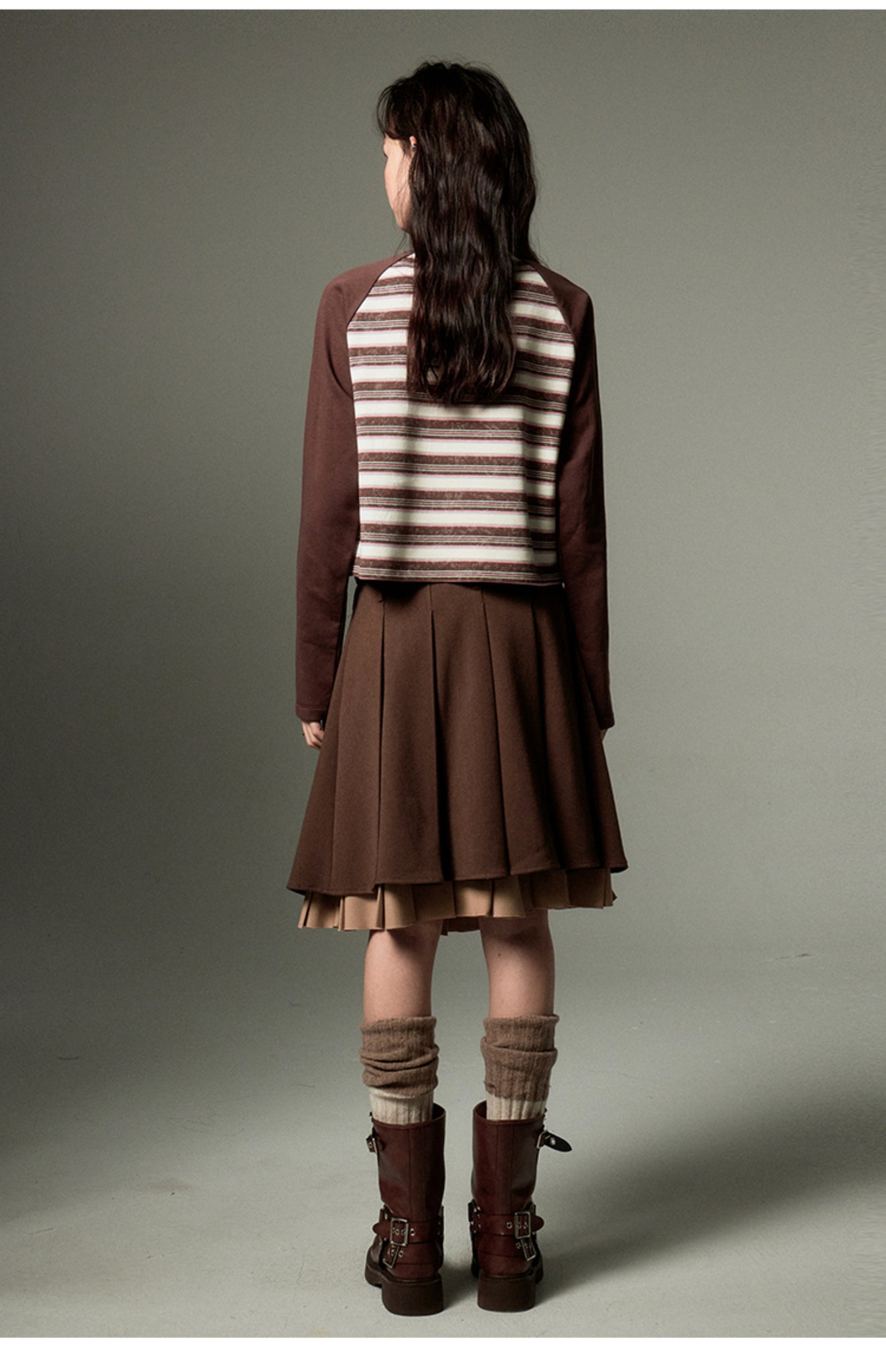 Dark Brown Retro Striped Round Neck Raglan Sleeve Striped Sweatshirt