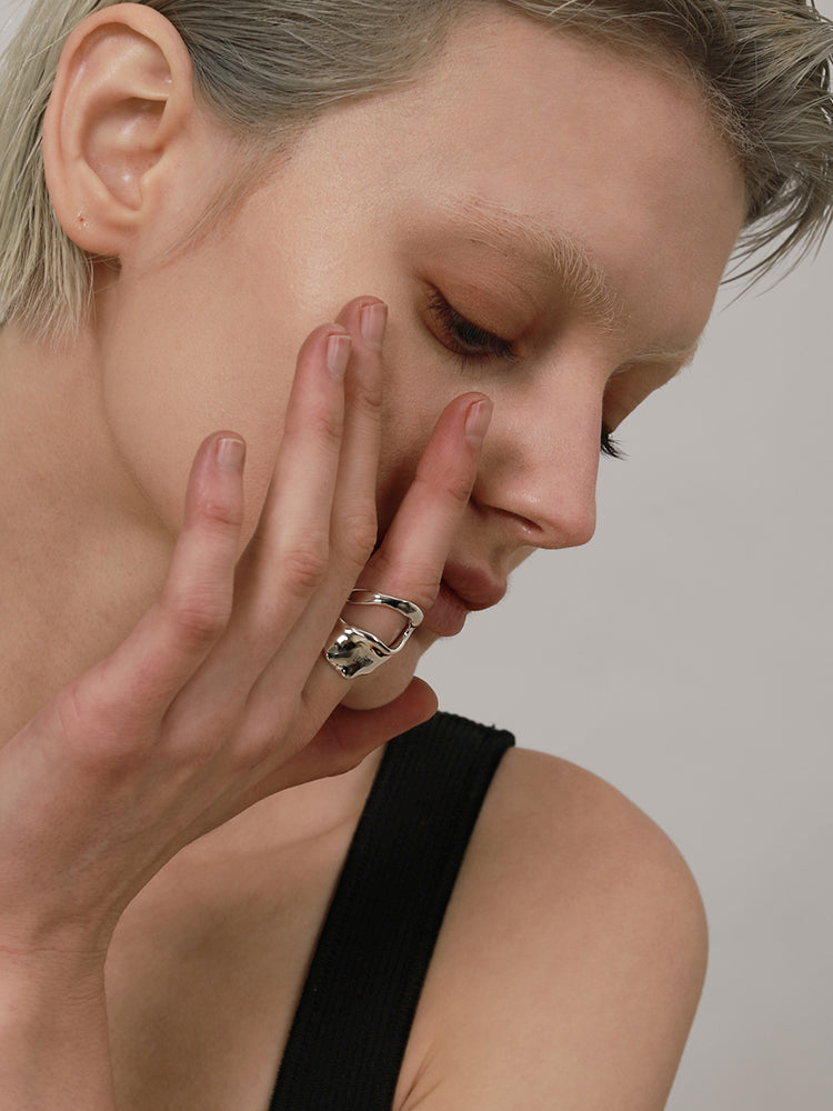 Pleated openwork silver ring