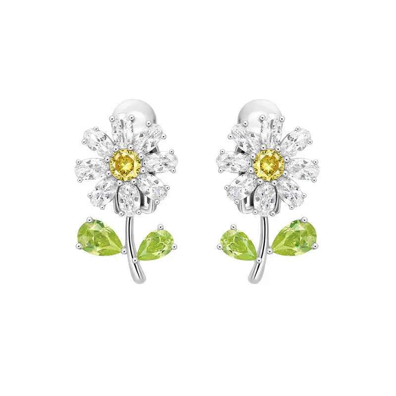 Solid silver small flower earrings