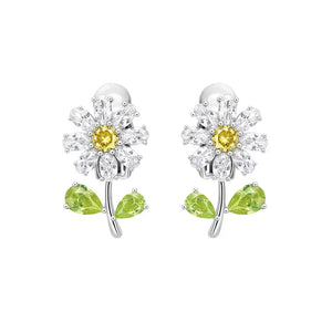 Solid silver small flower earrings