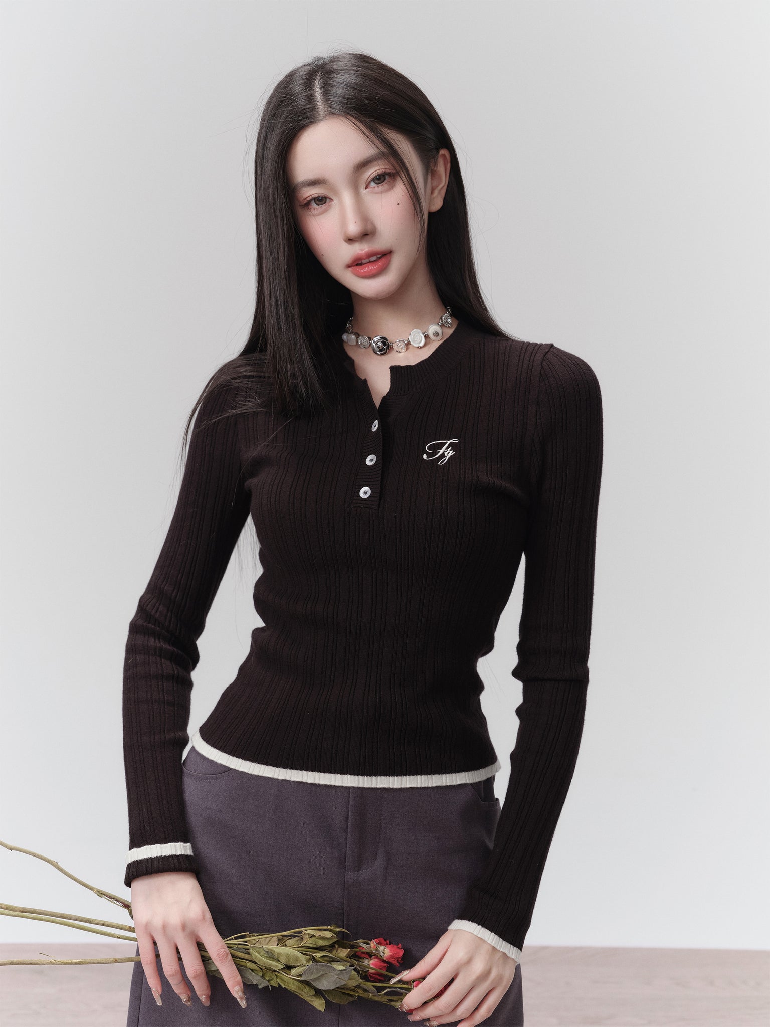 Vintage Henley Collar Knit Bottoming Shirt