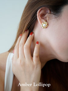 Natural Pearl Flower Earrings