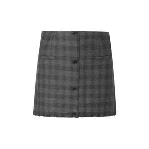 Contrast color buttoned skirt with raw edge