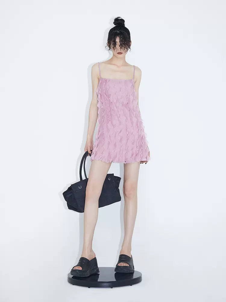 Double-layer loose suspender dress with raw edges