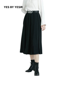 Black elegant pleated skirt