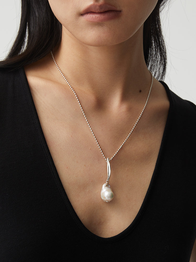 Shaped Baroque Pearl Necklace