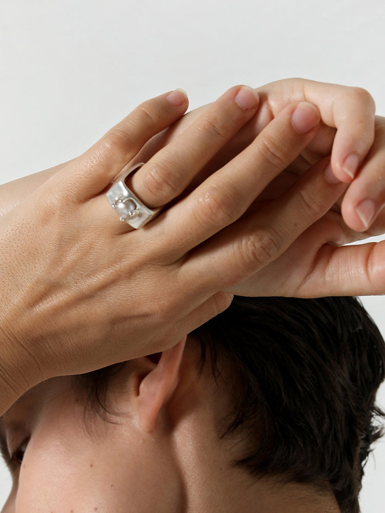 Grey Pearl Luxury Silver Ring