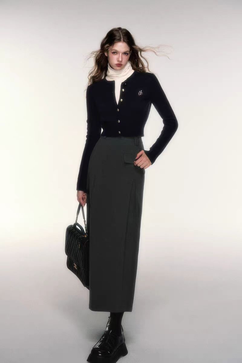 Black and dark gray long skirt pleated long suit skirt